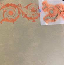 Load image into Gallery viewer, Scroll Border